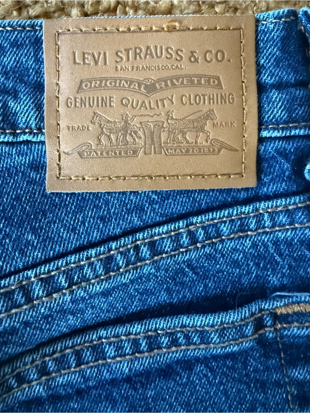 Levis Wedgie Boot Cut - High-Rise Jeans in Dark Blue - Picture 4 of 4